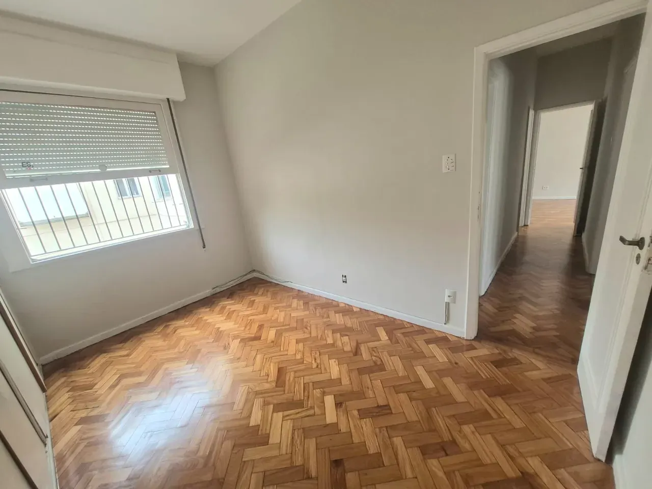 3-bedroom apartment with a home office — photo 12