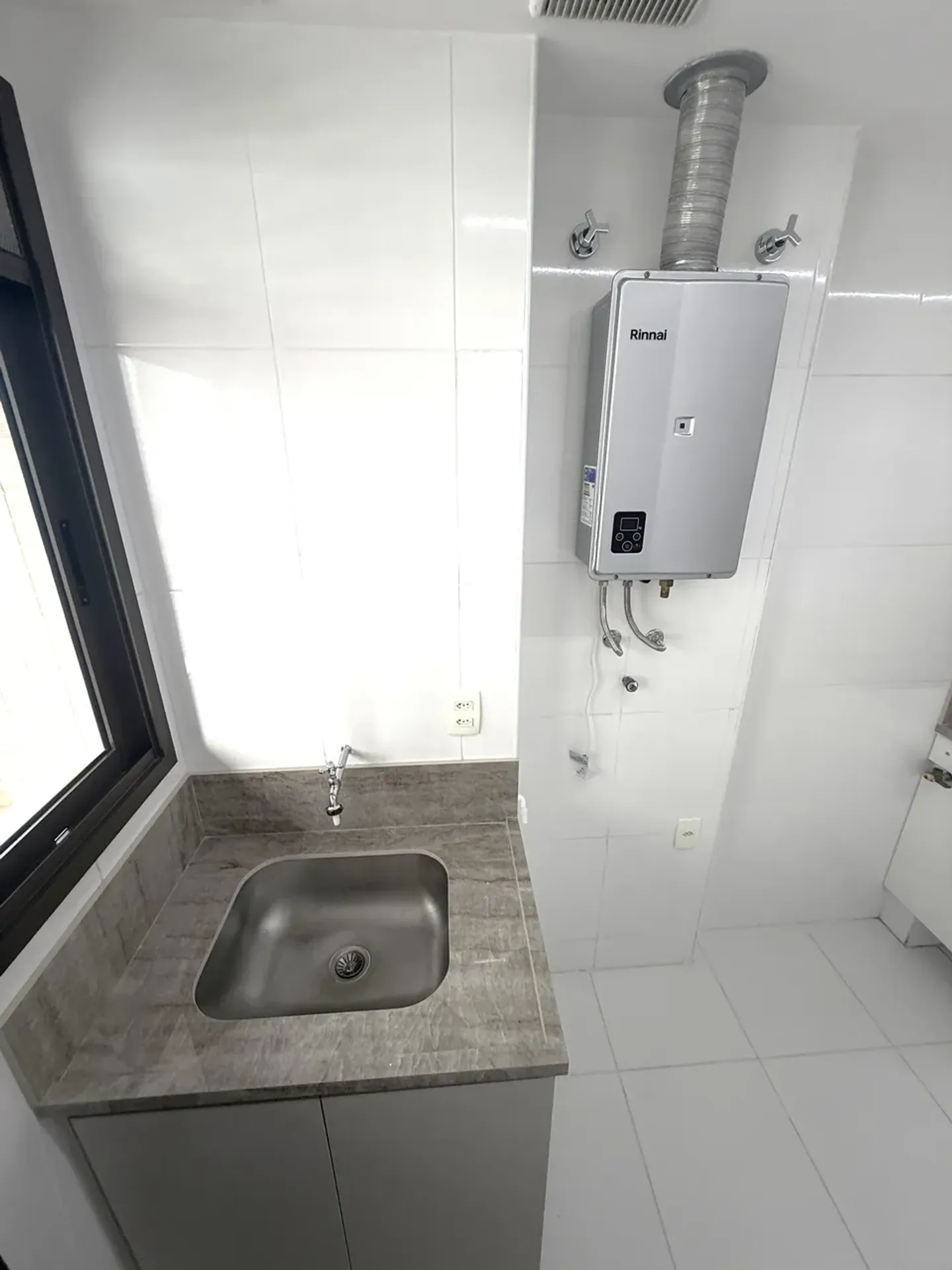 4-bedroom apartment with 125 m² and a balcony — photo 25