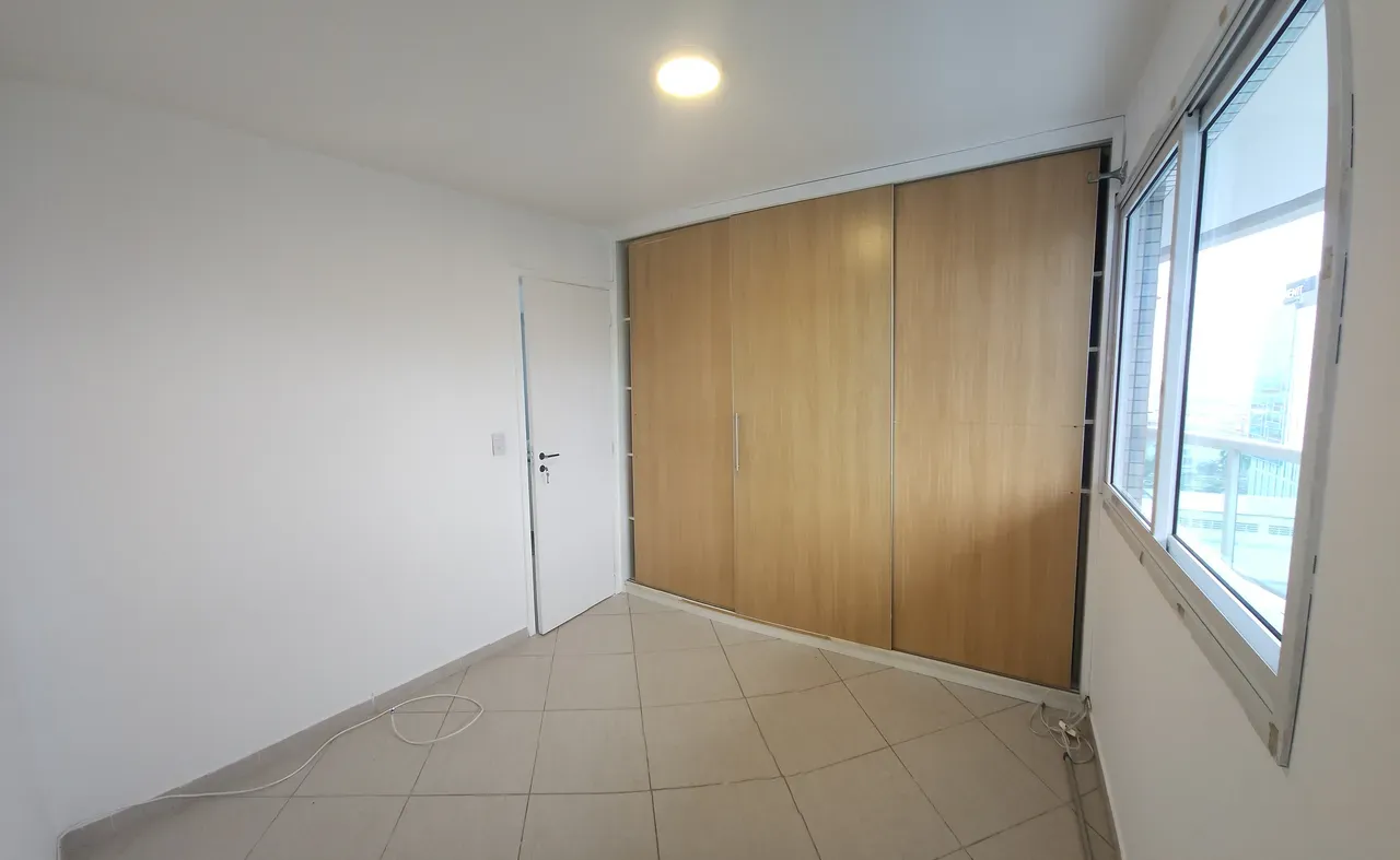 Apartamento de 66 m² com 2 quartos e varanda fechada — photo 26