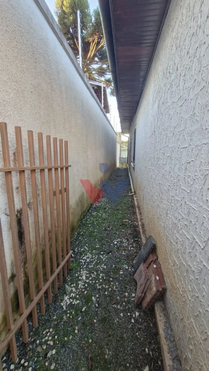 House with 2 bedrooms and 2 bathrooms plus 5 parking — photo 11
