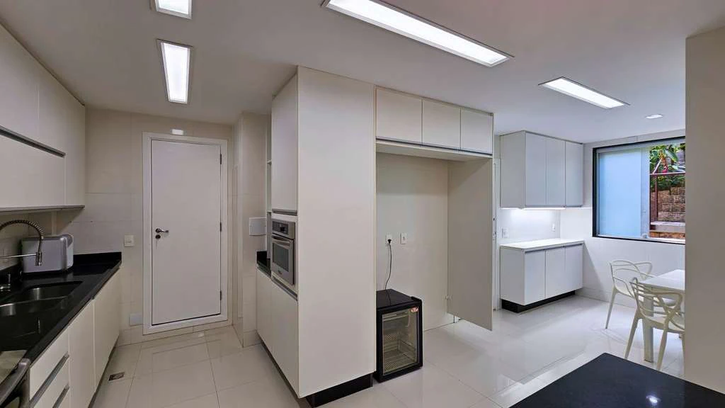 Condo house with 5 bedrooms and a gas kitchen — photo 8