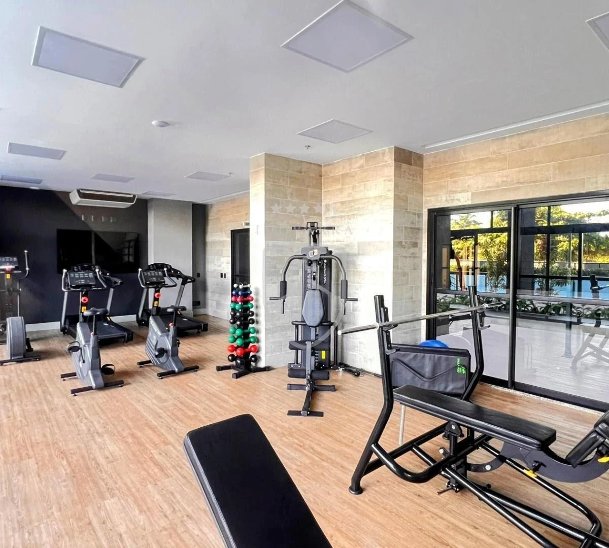 2 quartos e janelas do piso ao teto: apartamento de 75 m² — photo 5