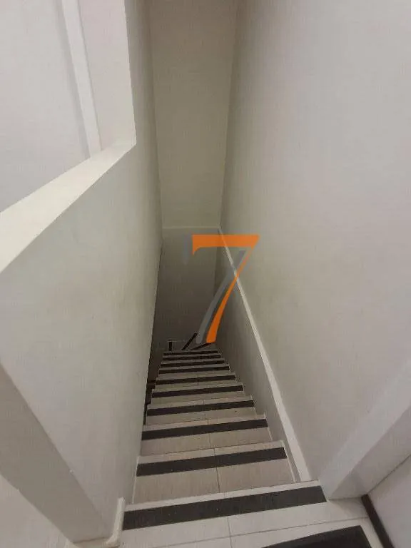 Furnished studio with 1 bedroom and 1 bathroom, 30 m² — photo 9