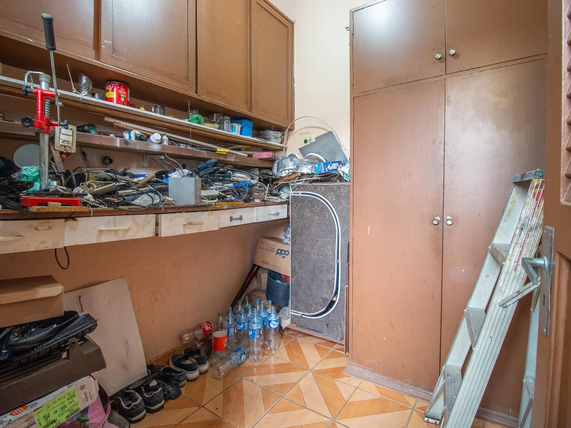 Немеблированная квартира с 3 спальнями и 2 ванными — photo 30