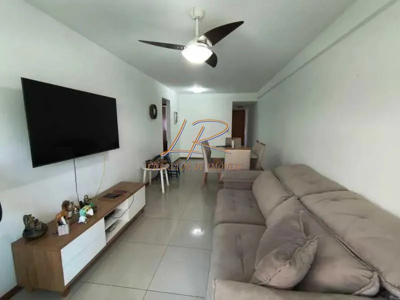 Квартира 105 м² с застеклённым балконом и гардеробной