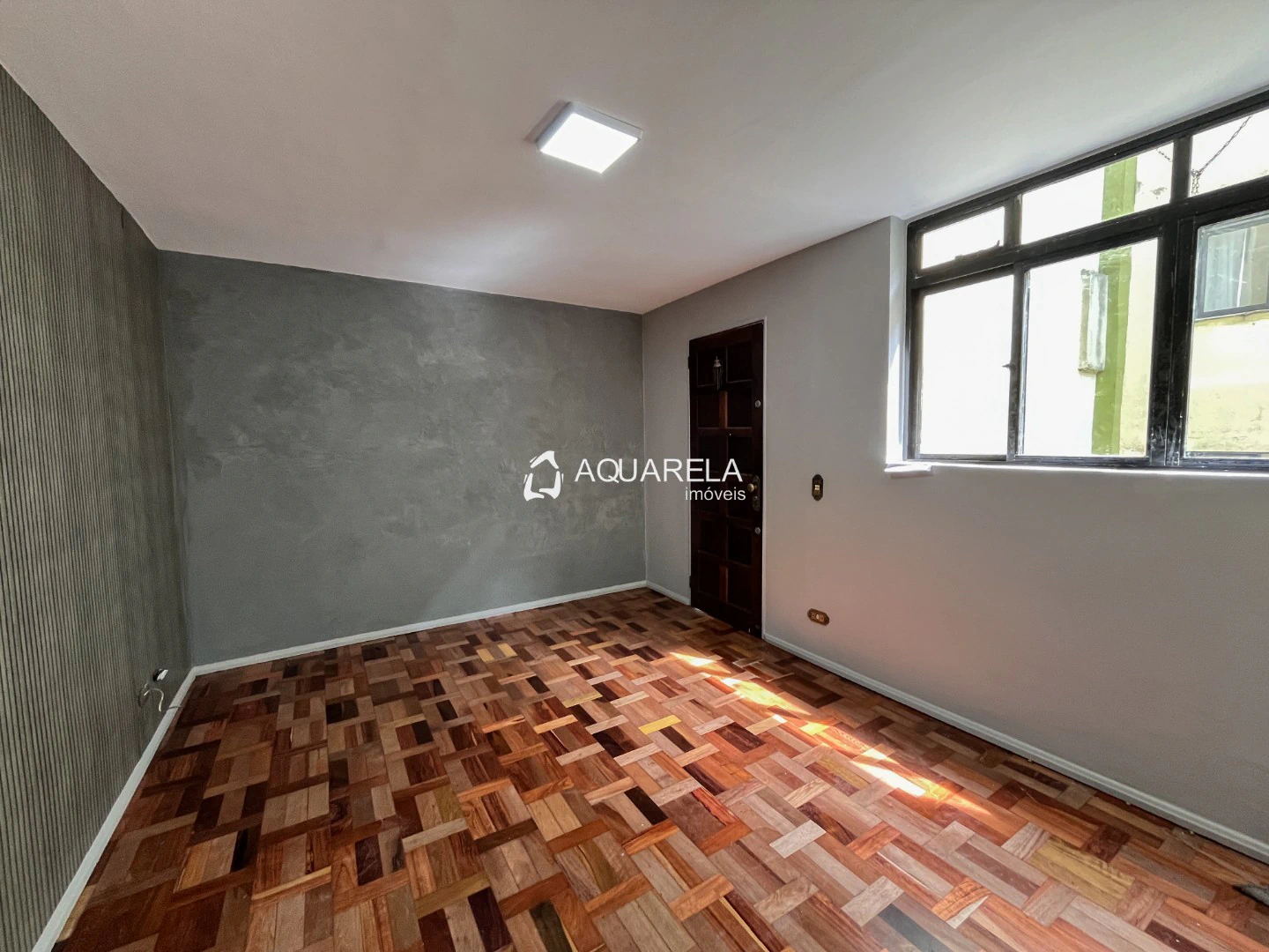 Apartment, 70 m², with wood or laminate floors — photo 8