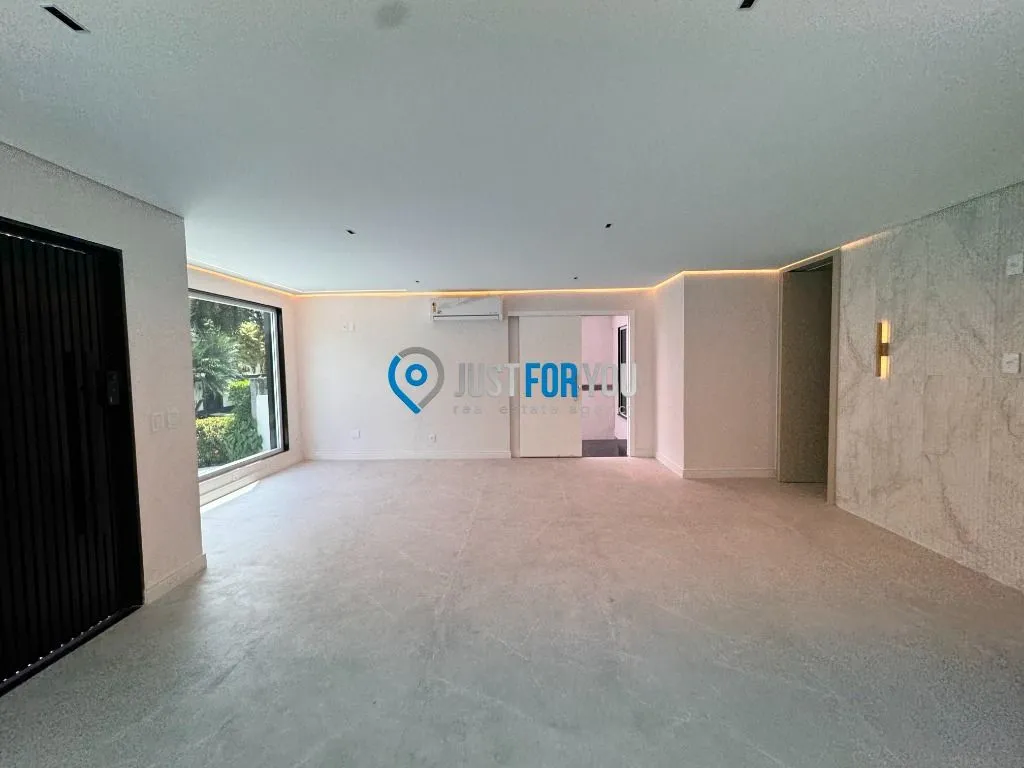 4-bedroom house with a jacuzzi in Rio de Janeiro — photo 10
