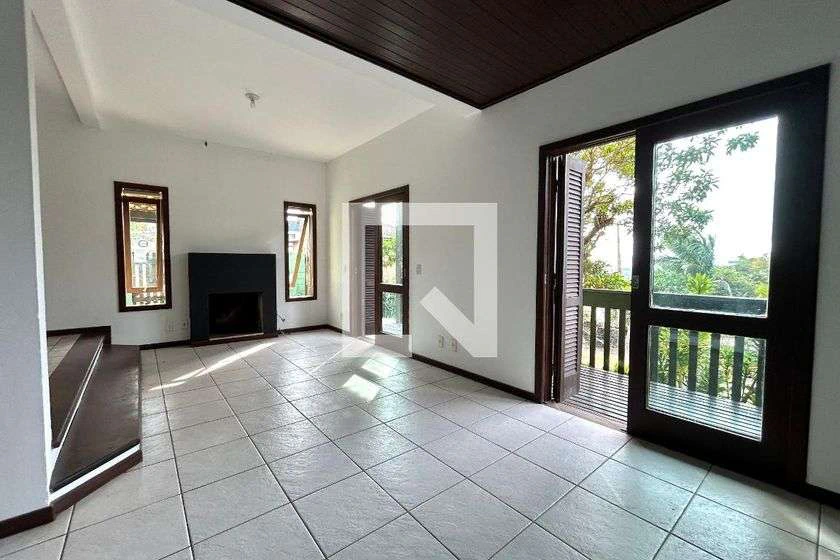 House for rent with 5 bedrooms and a private garden — photo 4
