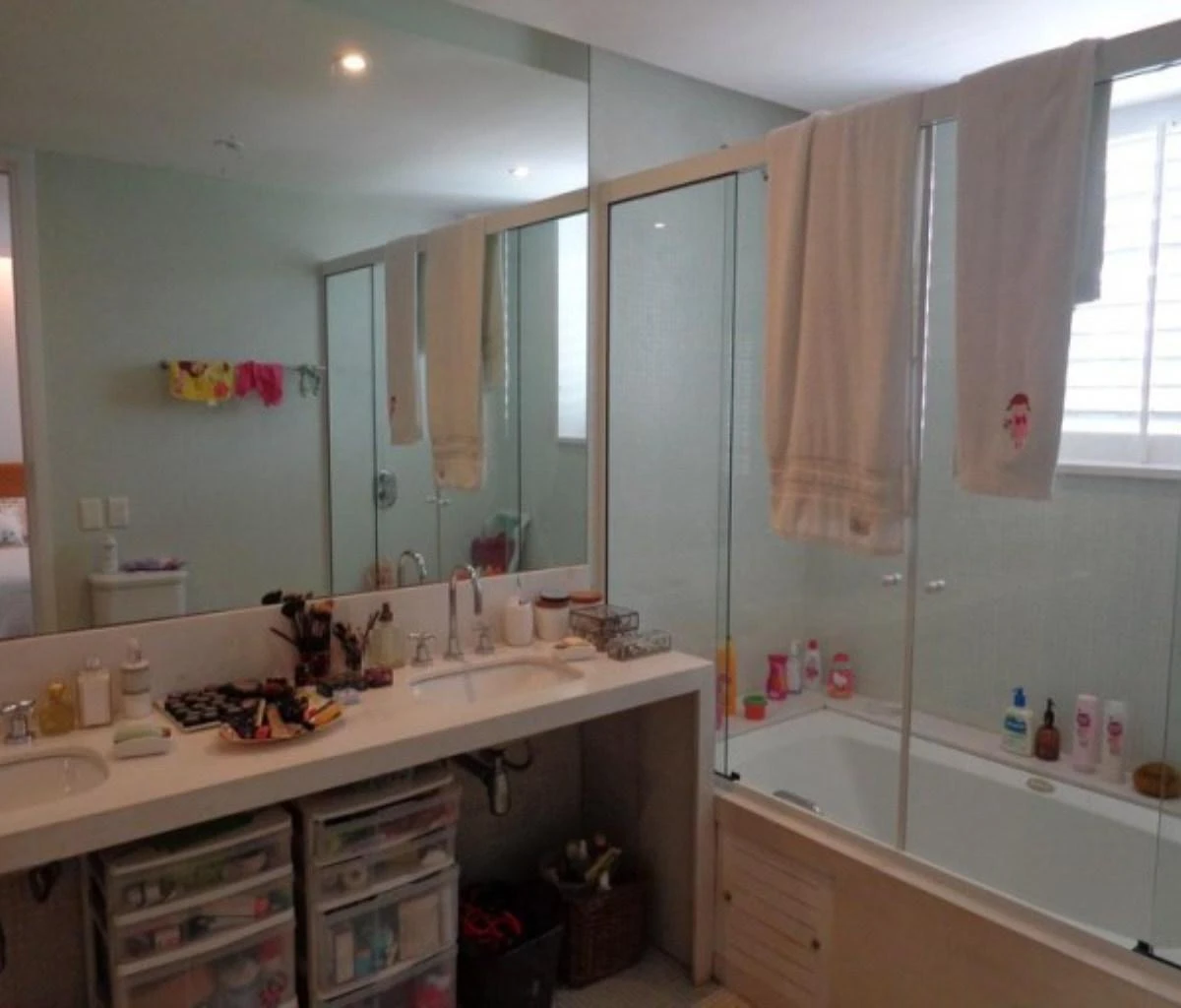 Furnished 500 m² house with 4 bedrooms and 5 parking spots — photo 20
