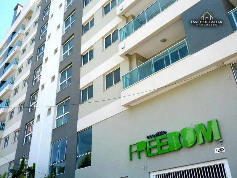 2-bedroom apartment with 3 bathrooms and 99 m² — photo 40