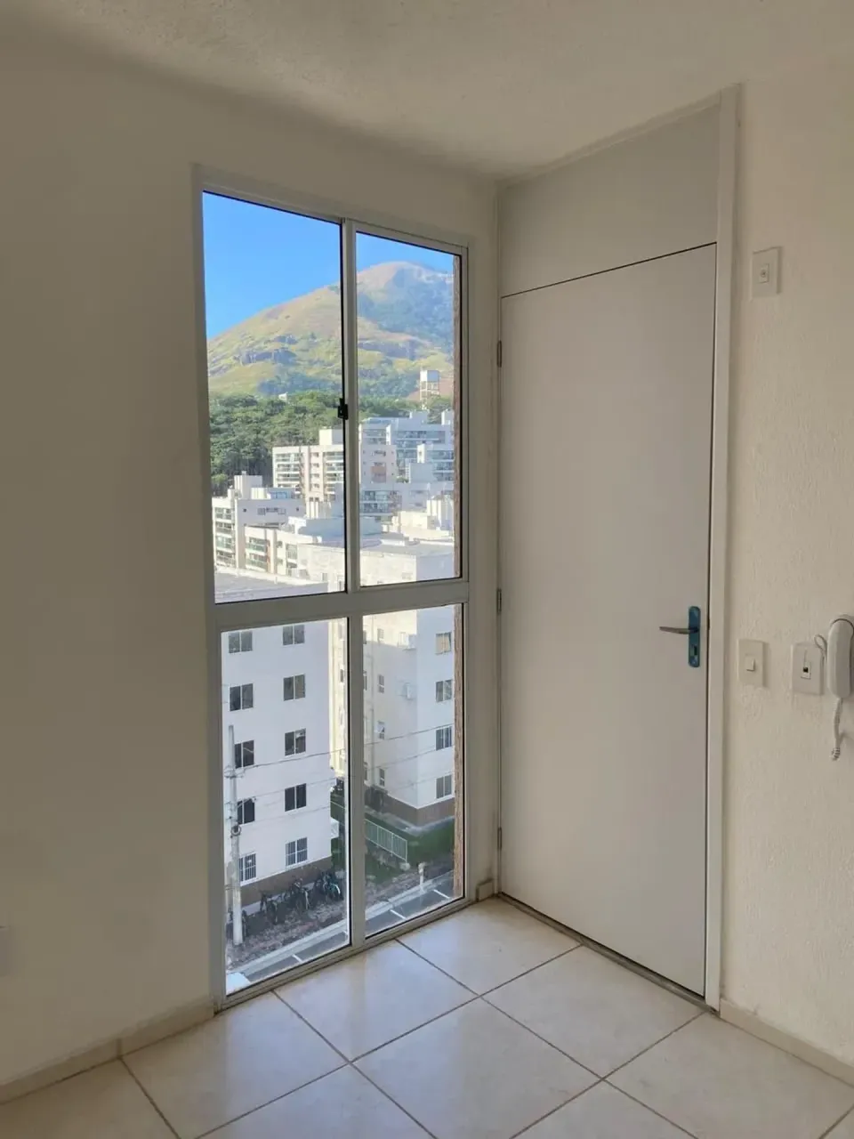 Unfurnished apartment with 2 bedrooms and 1 bathroom — photo 8