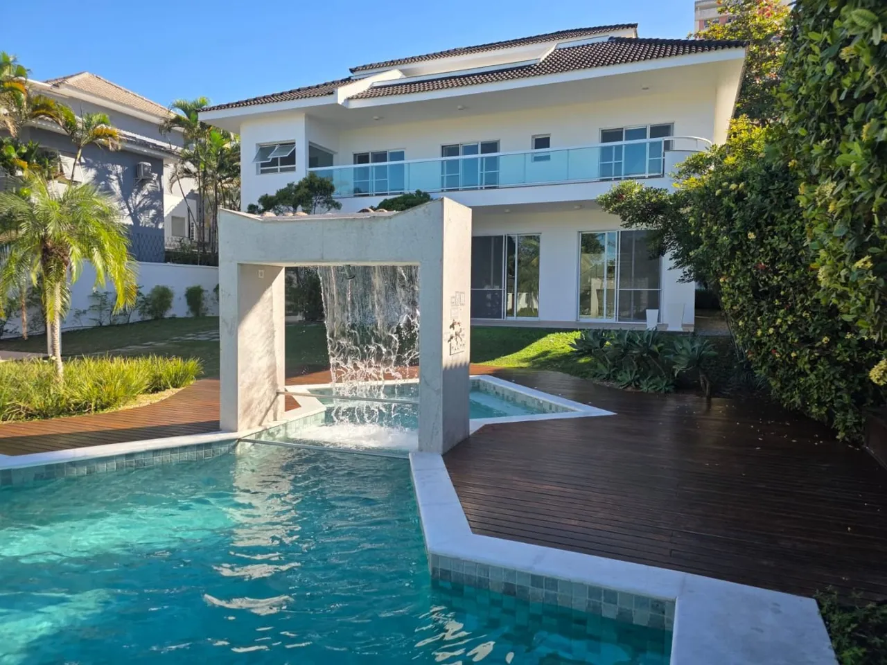Casa con ventanales de piso a techo en Rio de Janeiro — photo 7