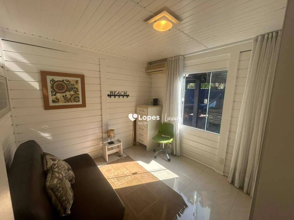 Furnished house with 4 bedrooms and 620 m² — photo 25