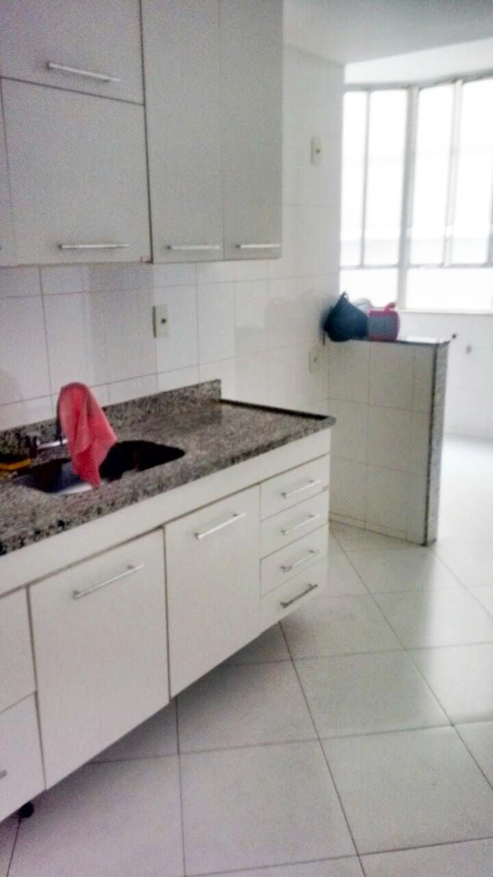 3-bedroom apartment, 1 with its own bathroom, 149 m² — photo 3
