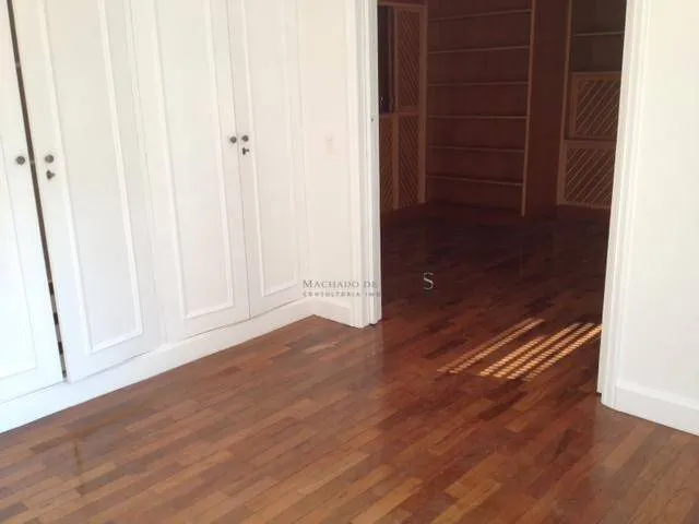 Water view in a 4-bedroom apartment, 350 m² — photo 30