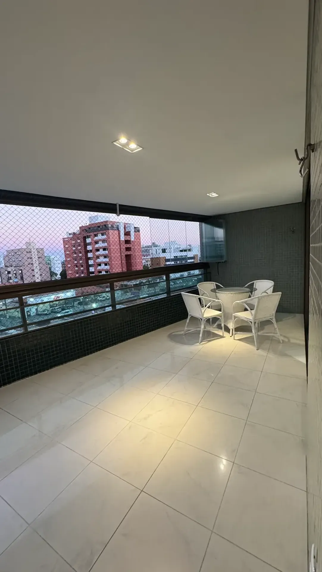 Квартира 299 м² з 5 спальнями та 4 паркомісцями — photo 39