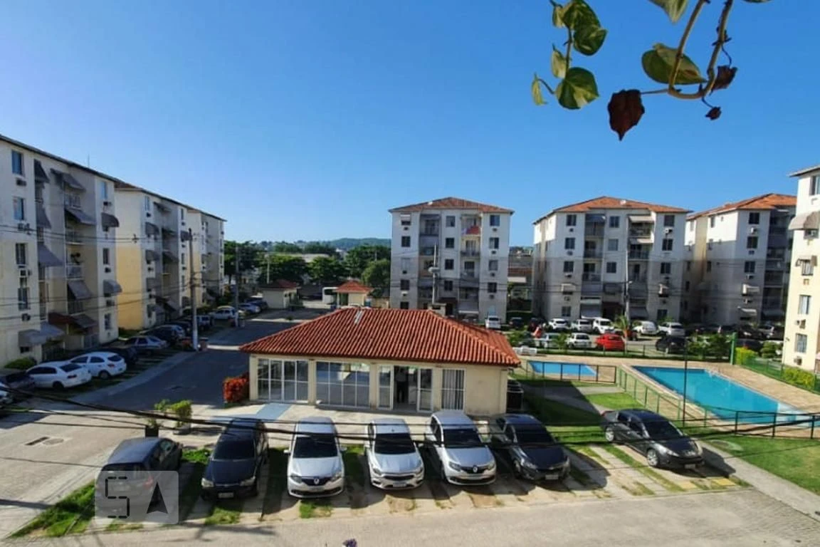 Квартира з 3 спальнями, 1 ванною та спільним басейном — photo 27