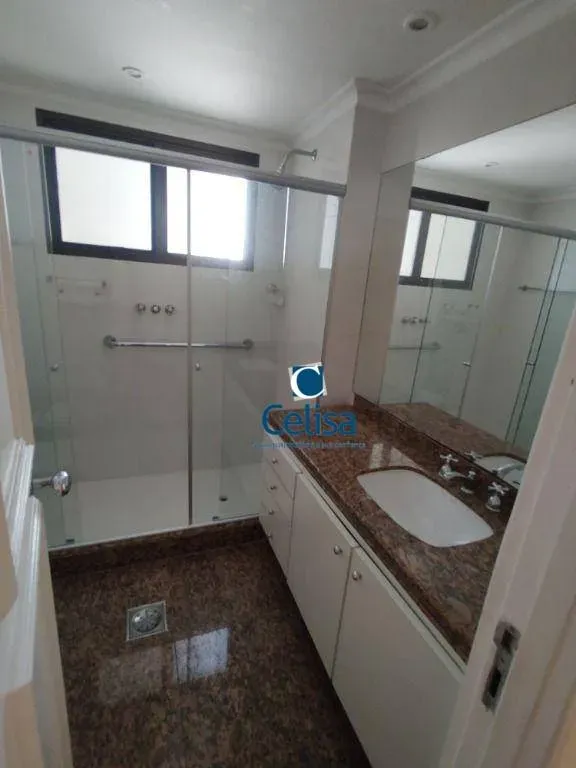 Furnished 294 m² apartment with a balcony grill — photo 39
