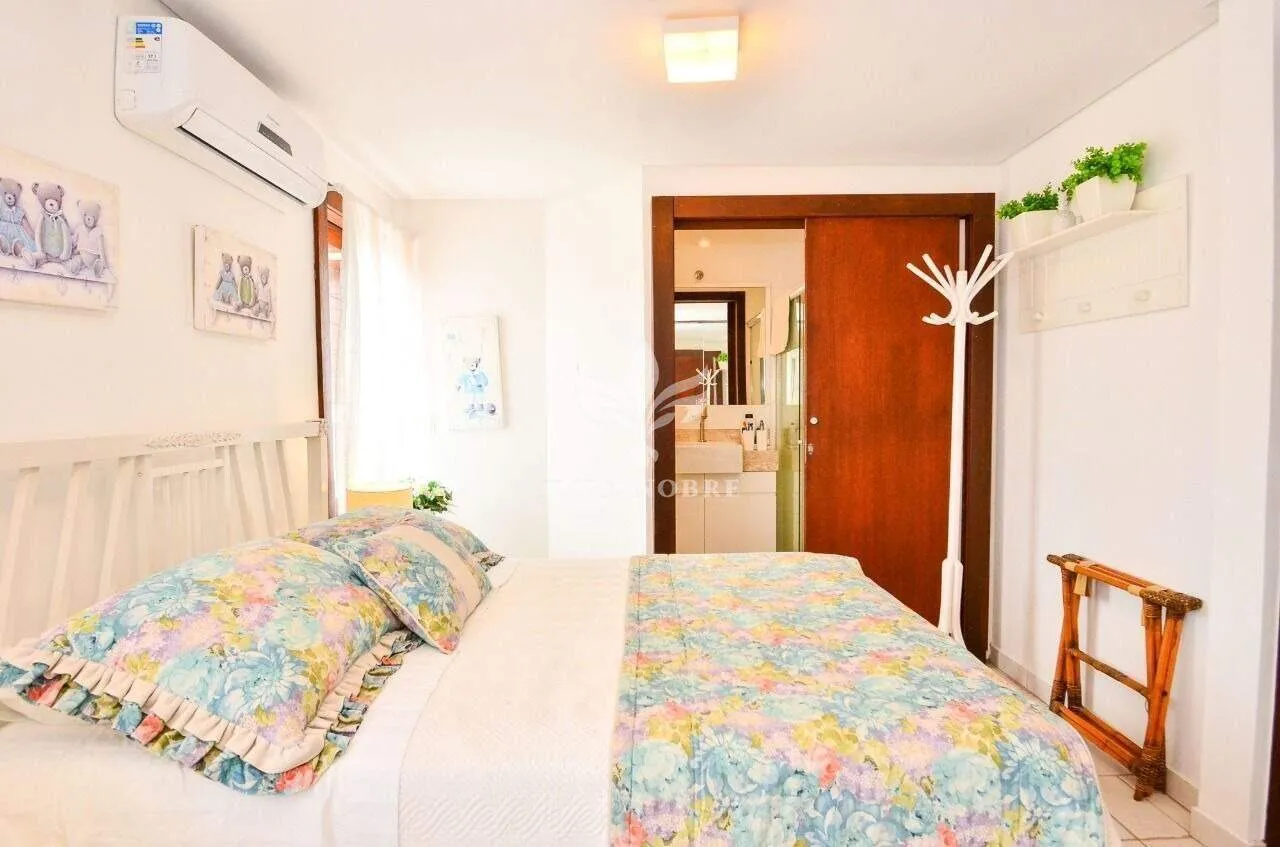Casa mobiliada com 7 quartos e piscina ao ar livre — photo 58