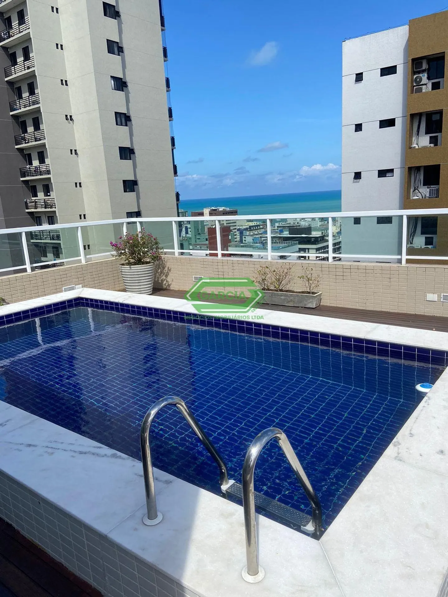 Вид на воду та 2 спальні: квартира 63 м² — photo 3
