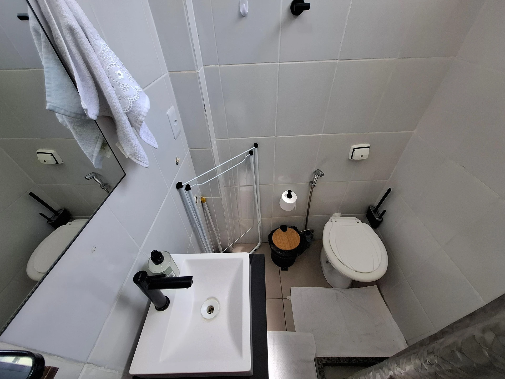 Studio com piso de madeira ou laminado, Santa Teresa — photo 11