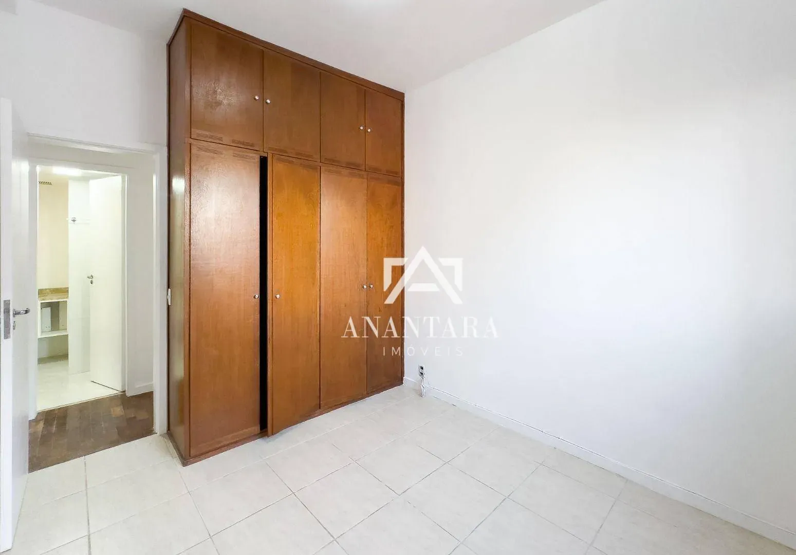 2-bedroom apartment with a water view in Rio de Janeiro — photo 22