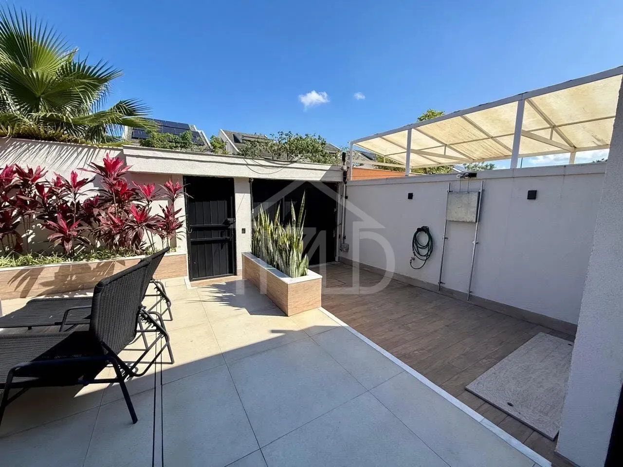 House with 3 suites, pool, 300 m² and 2 parking spots — photo 31