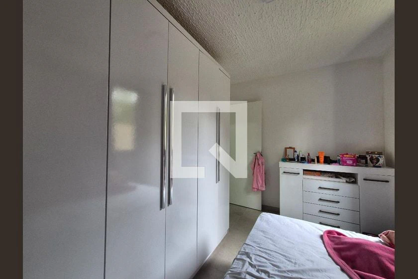 Furnished 2-bedroom apartment with an open kitchen — photo 9