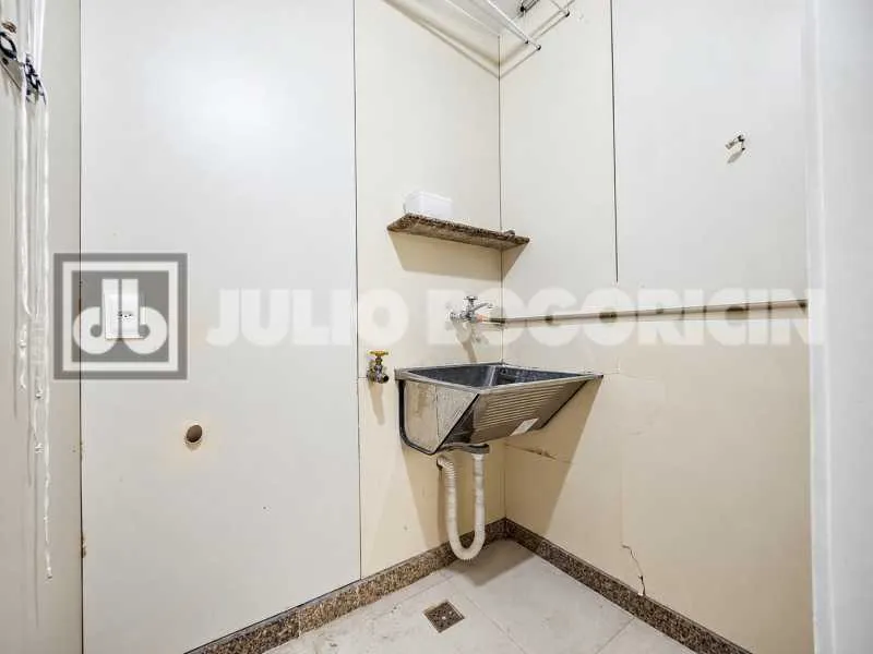 Квартира 125 м² із заскленим балконом та видом на гори — photo 23