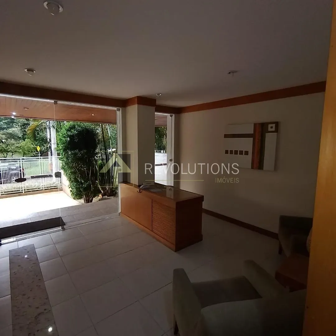 Apartamento de 3 quartos com 5 banheiros e cozinha fechada — photo 27