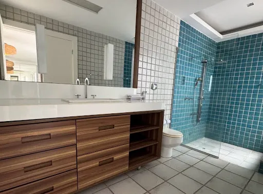 Casa con 5 dormitorios y 3 suites, cocina cerrada a gas — photo 18
