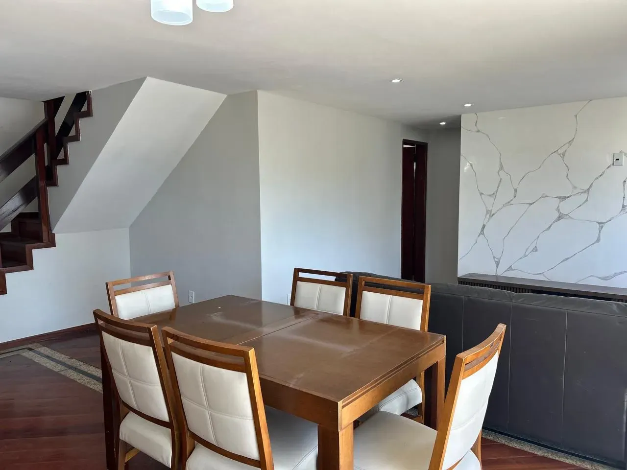 Unfurnished apartment with 3 bedrooms and 5 bathrooms — photo 35