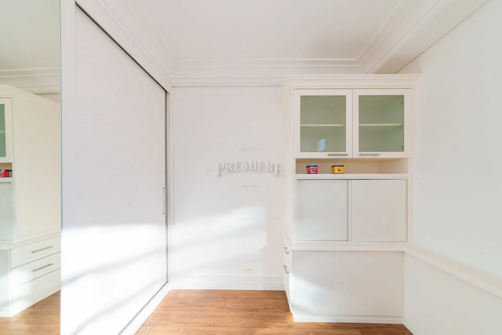 Квартира 152 м² з панорамними вікнами та заскленим балконом — photo 23