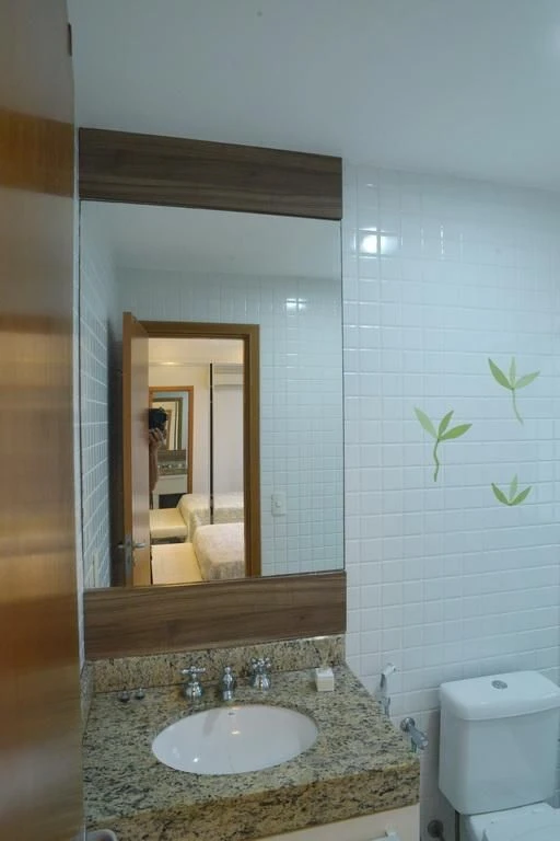 Jacuzzi in a 4-bedroom apartment, 233 m² — photo 39
