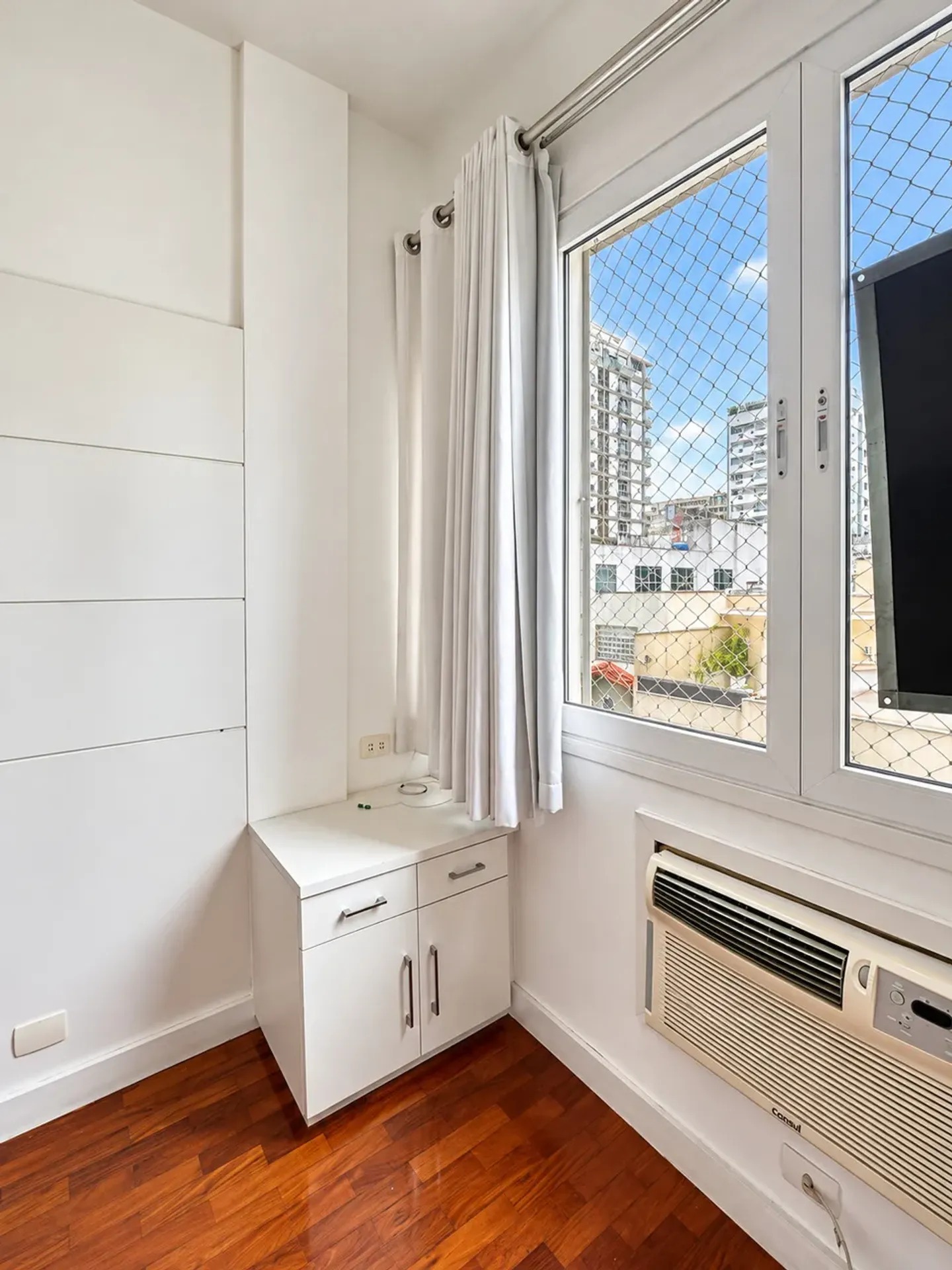 3-bedroom apartment with a dishwasher in Rio de Janeiro — photo 12