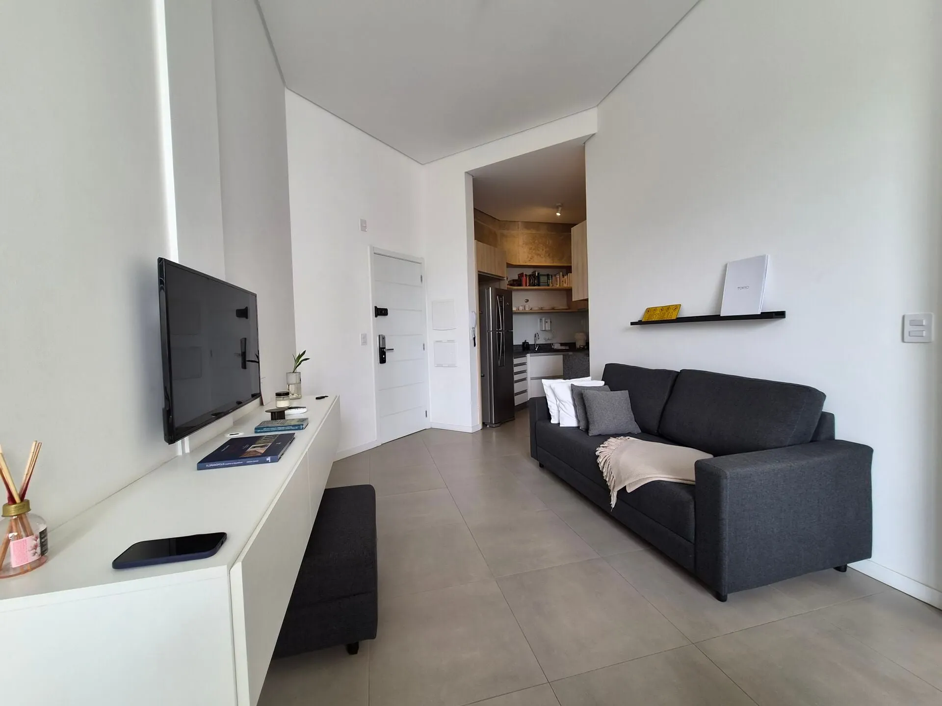 42 m² loft with mezzanine, 1 parking spot and 1 bedroom — photo 26