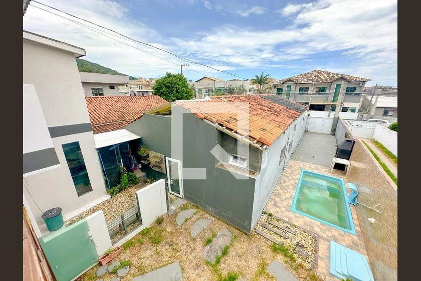 2-bedroom apartment in a building with a pool — photo 35