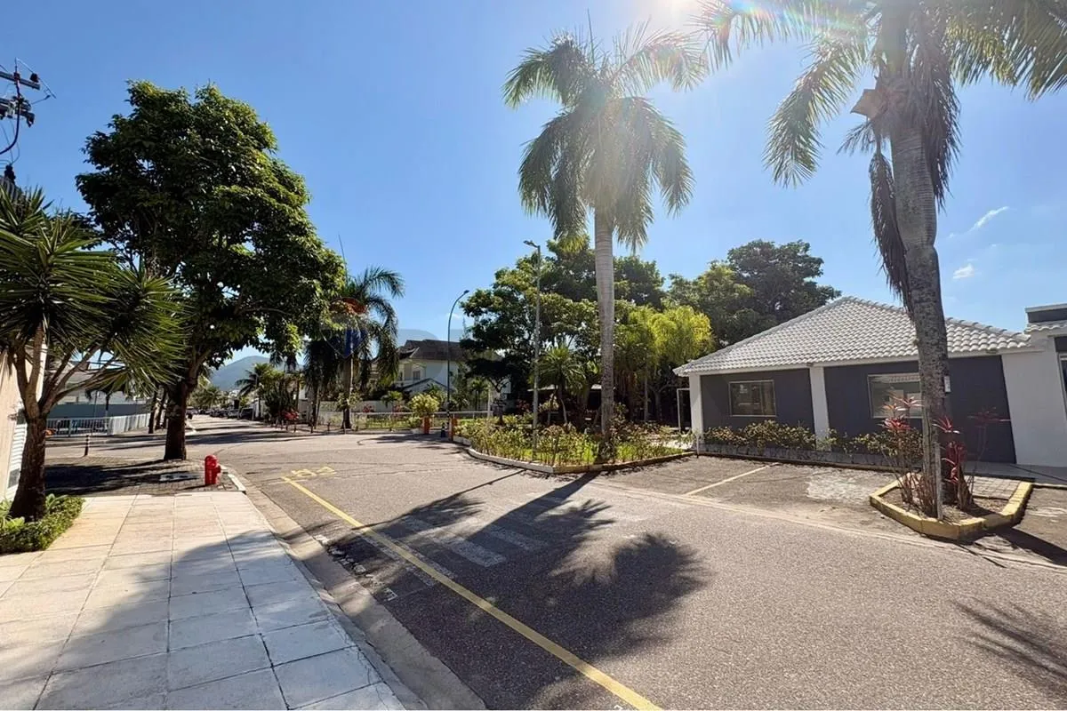 4-suite house with 305 m² and 3 parking spaces — photo 50