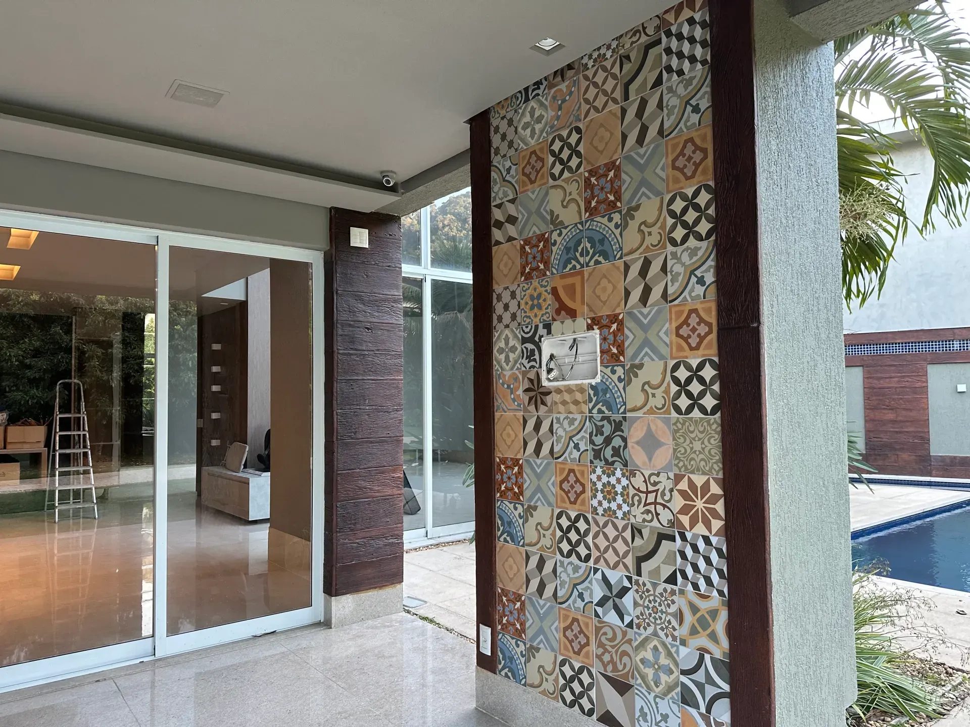 Condominium house with 4 bedrooms and 5 bathrooms — photo 18