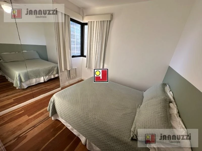 140 m² apartment with a bathtub and a water view — photo 9