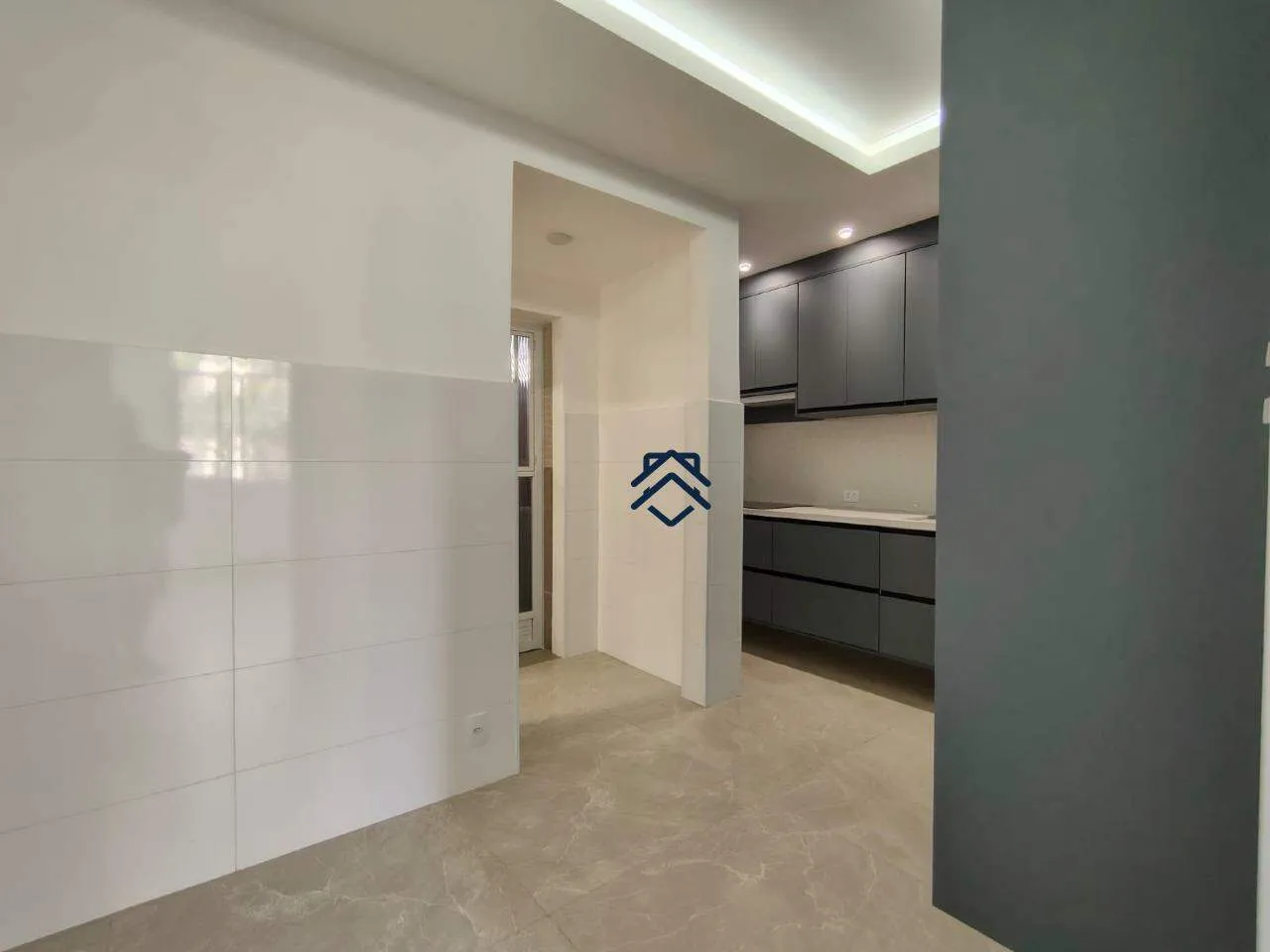 Duplex house with open-plan kitchen and 2 bedrooms — photo 2