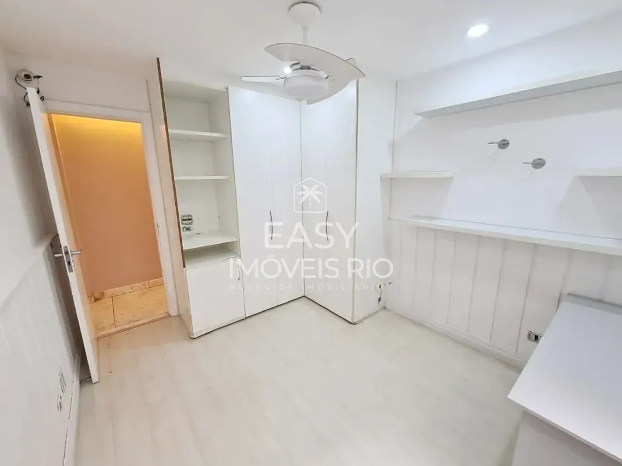 4-bedroom apartment with a separate gas kitchen — photo 8