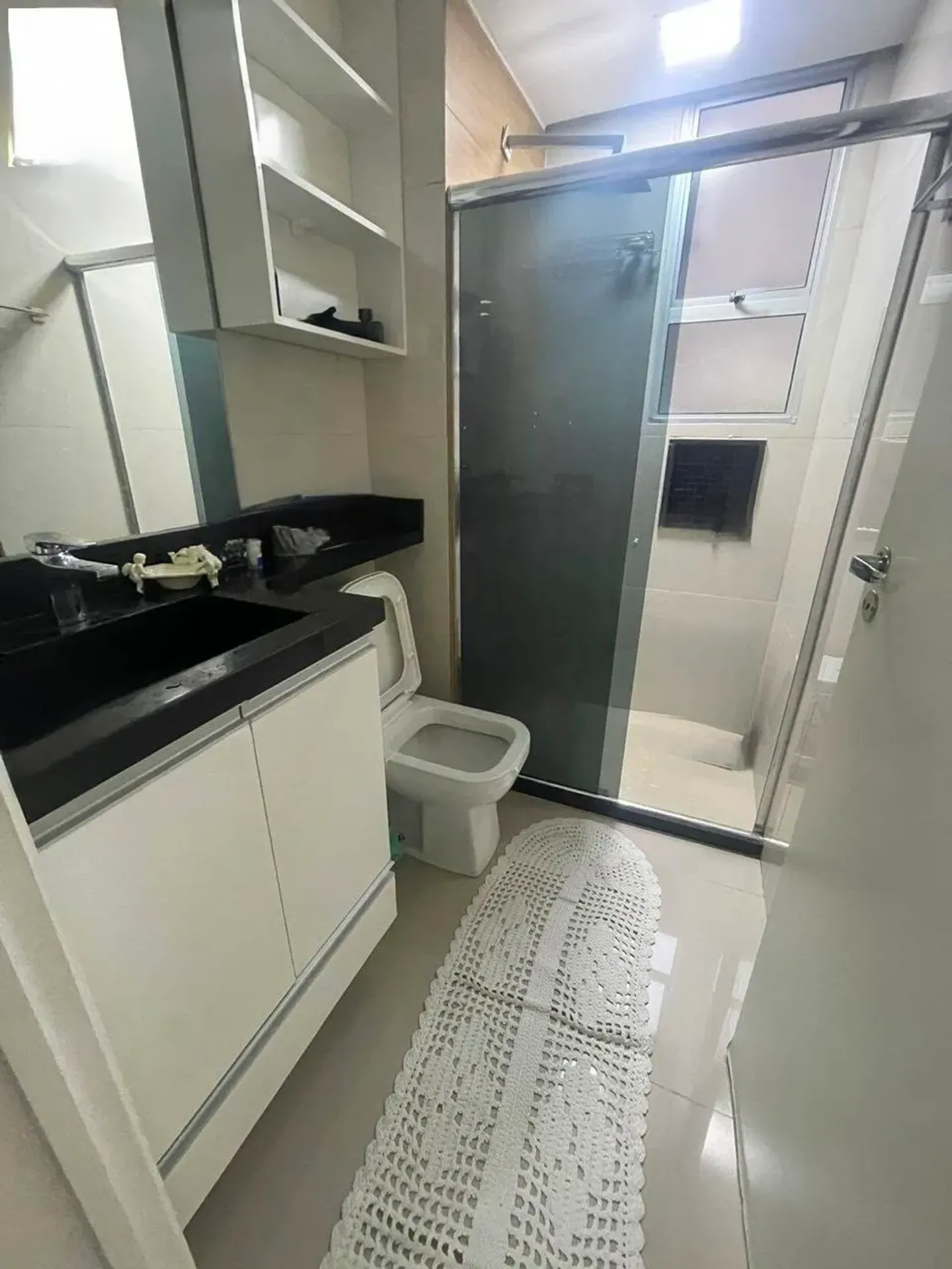 2-bedroom apartment in a building with a pool — photo 5