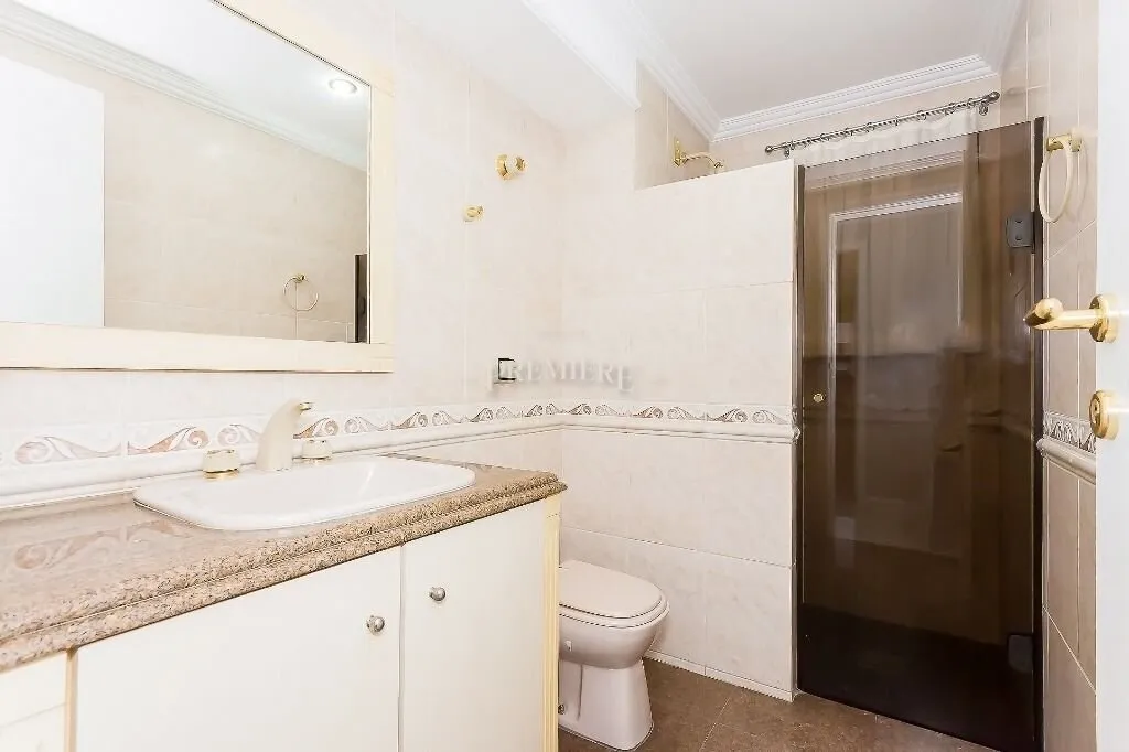 Квартира 237 м² с 2 суитами и газовой плитой — photo 27