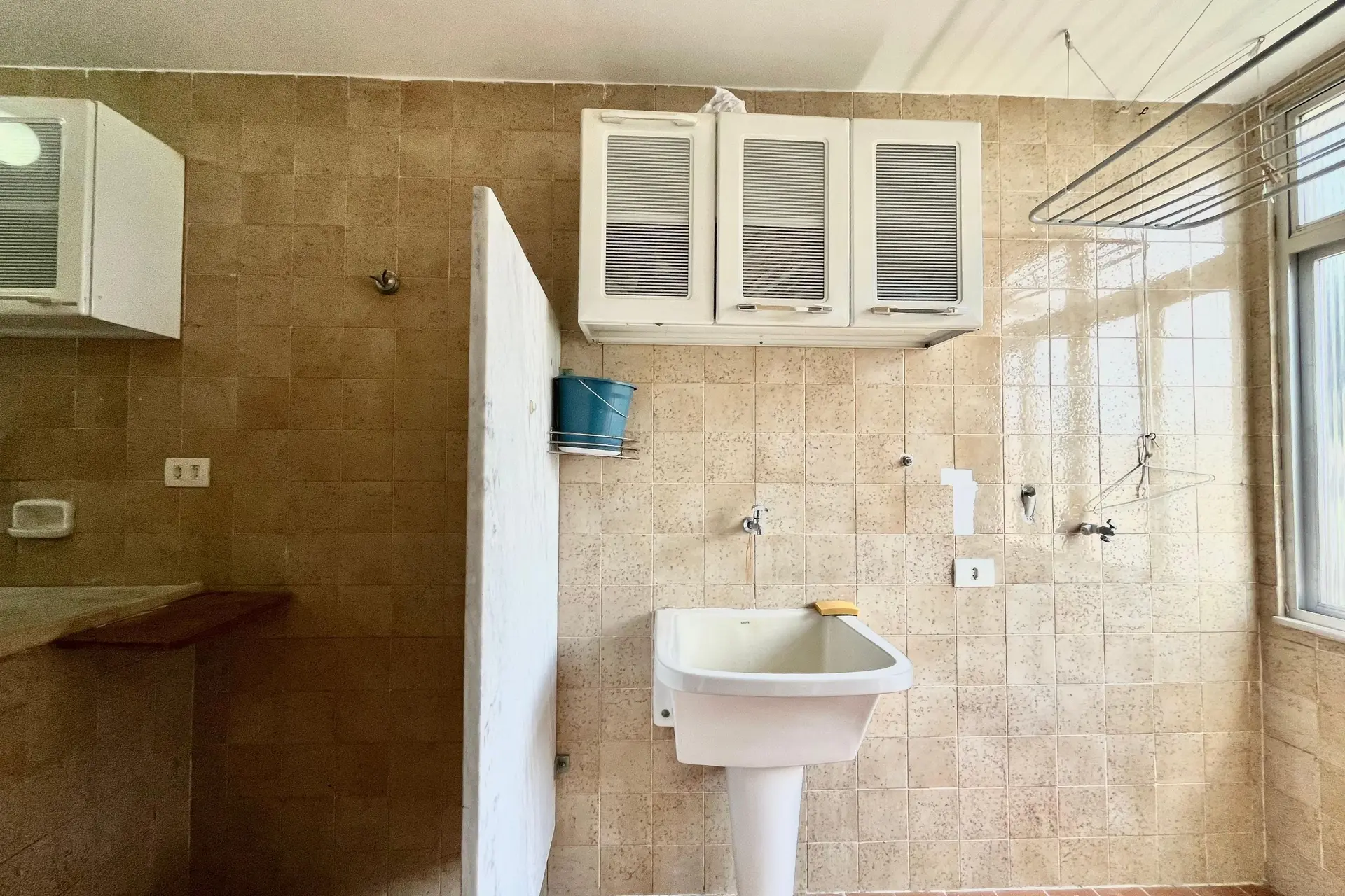 1-bedroom apartment for rent with balcony and parking — photo 30