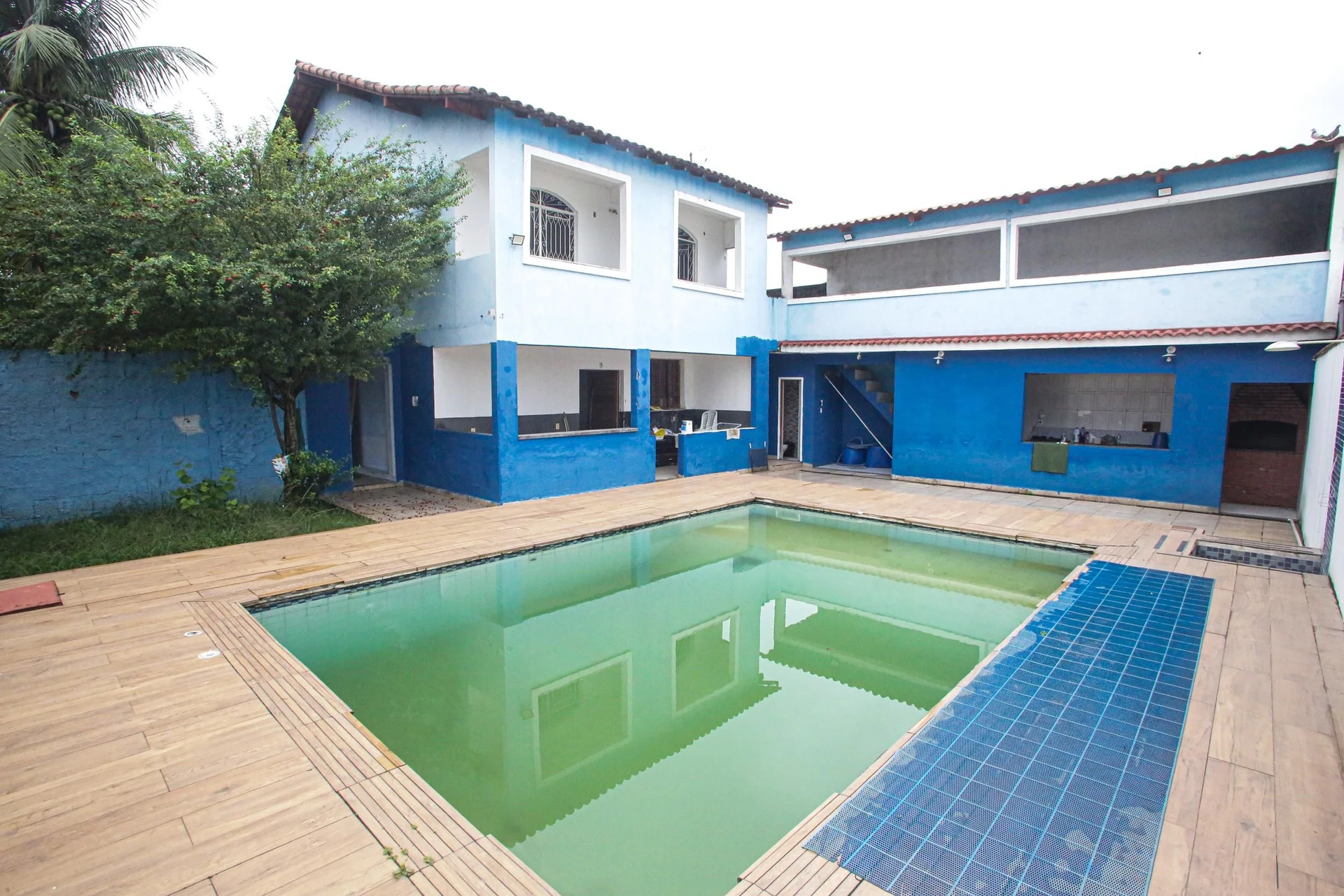 Furnished house, 417 m², with a garden — photo 48