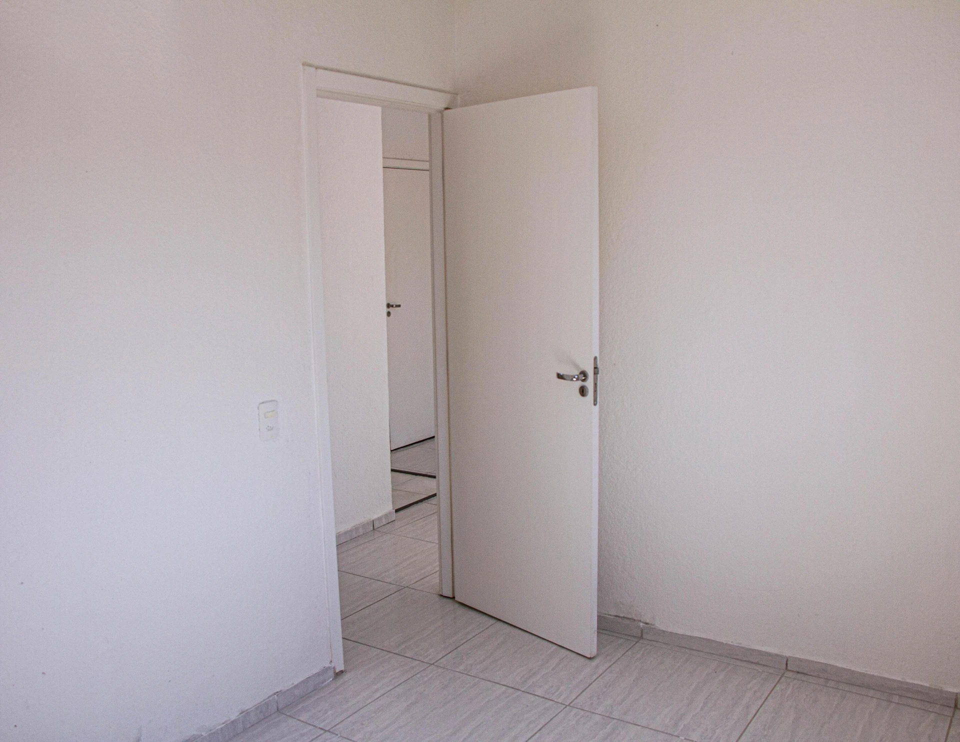 Unfurnished apartment with 2 bedrooms and 1 parking — photo 15