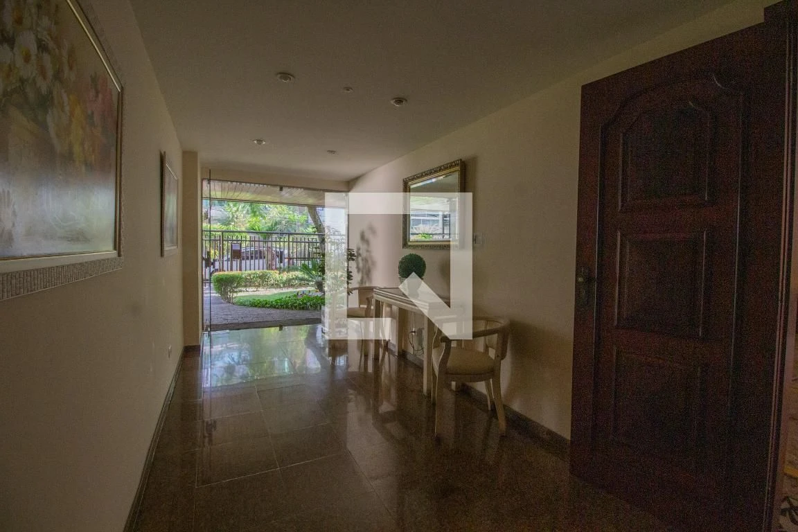 Furnished apartment with 2 bedrooms and 2 bathrooms — photo 29