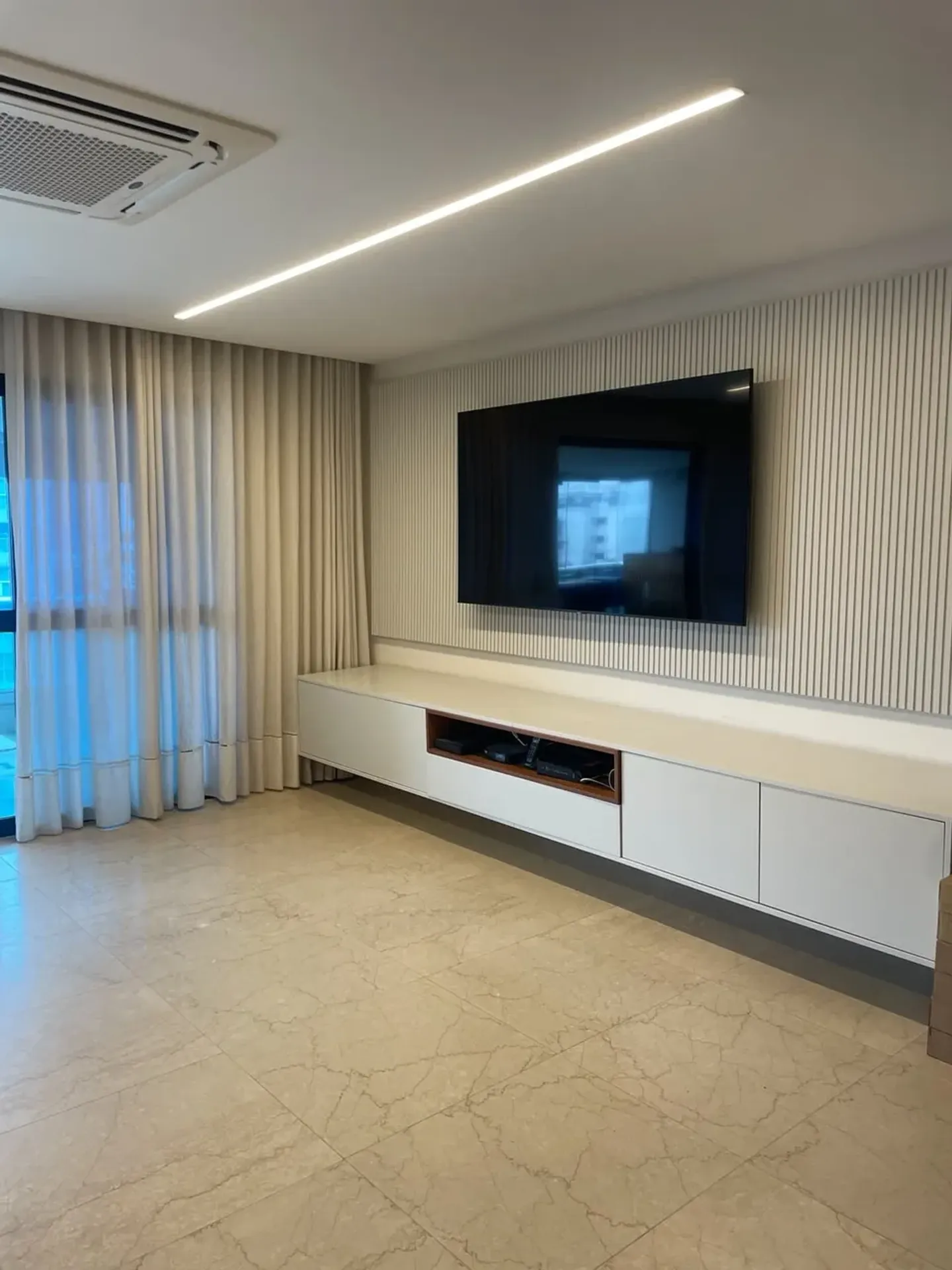 Apartment on the 5th floor with a private BBQ