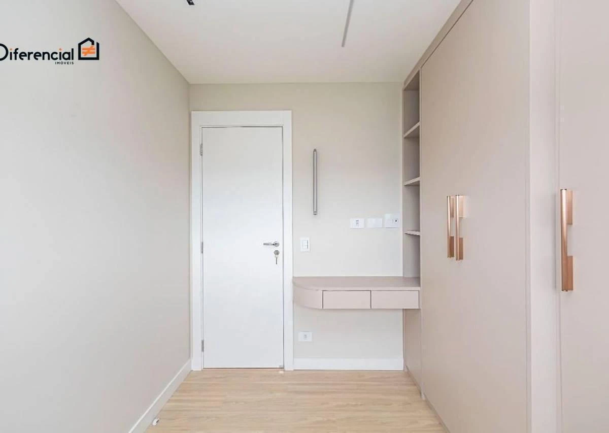 Furnished apartment, 93 m², with floor-to-ceiling windows — photo 37
